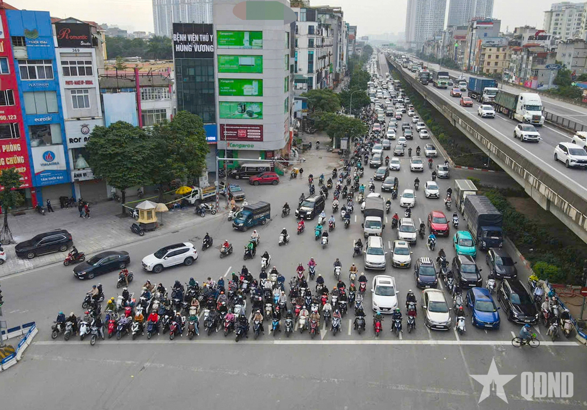 Hơn 1.800 camera AI tại Hà Nội vận hành: Người dân chấp hành luật giao thông nghiêm túc hơn
